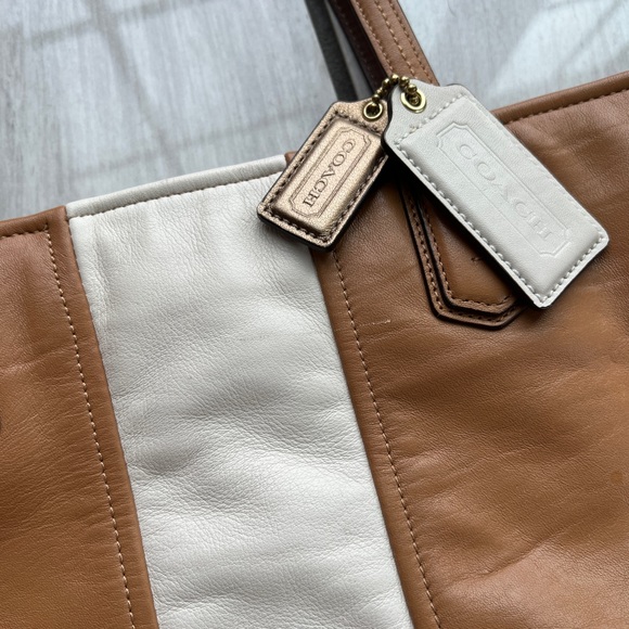 Coach Purse - Picture 10 of 10